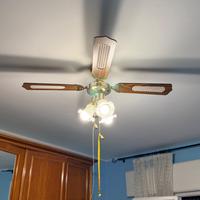 Ventilatore a pale da soffitto con luce