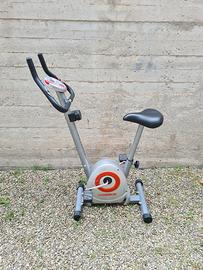 Cyclette bicicletta da camera
palestra cardio gym