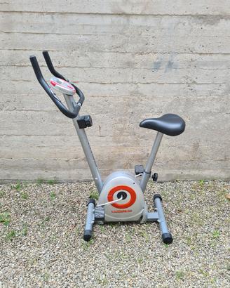 Cyclette bicicletta da camera
palestra cardio gym