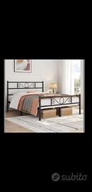 Letto matrimoniale in ferro battuto nero