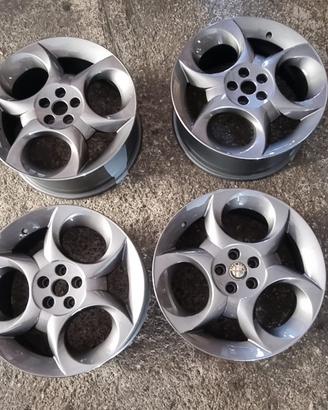 Cerchi originali alfa 17