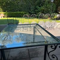 Set tavoli e sedie in ferro battuto