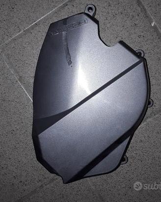 Coperchio pignone yamaha tdm 900 abs '06 usato