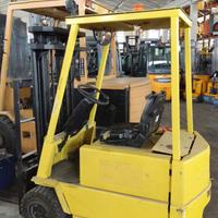 Carrello elevatore Hyster 15 quintali-triplex