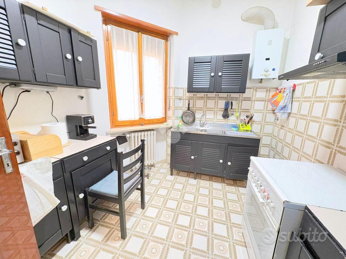Apartment in San Francesco al Campo, Torino - Altro