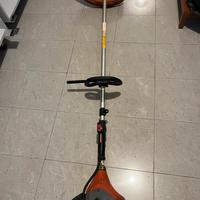 Decespugliatore Hitachi CG24EKS