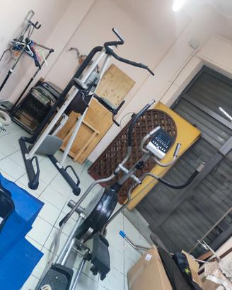Attrezzi palestra