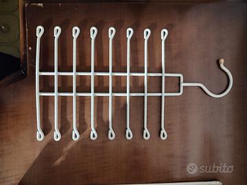 appendi cinture o cravatte 