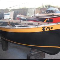 barca vetroresina tipo gozzo