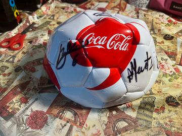 Pallone Autografato concorso napoli&Coca cola 2023