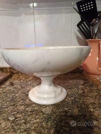 Alzata in marmo bianco di Carrara