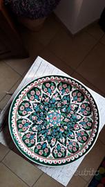 piatto decorativo fatto a mano in porcellana