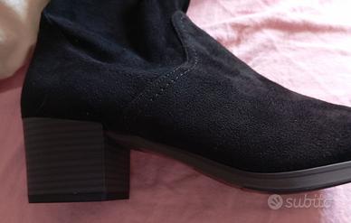 Stivali similpelle stretch con cartellino NUOVI