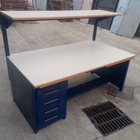 Banco da lavoro / scrivania