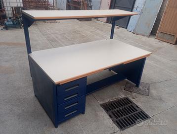 Banco da lavoro / scrivania