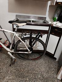 Bicicletta Trekking Bottecchia Lite e Cross –