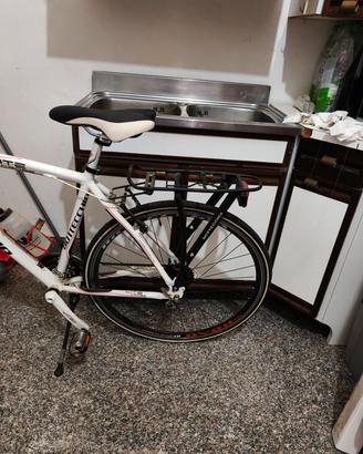 Bicicletta Trekking Bottecchia Lite e Cross –