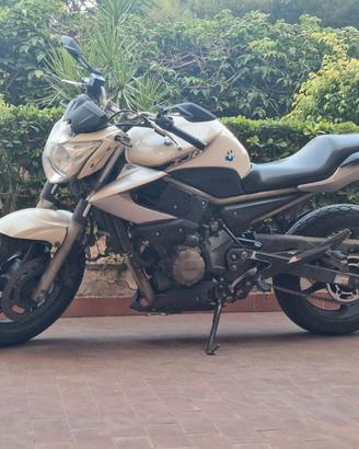 Yamaha XJ6 N 2012 (per patente A2)