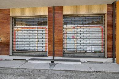 Immobile di 90 m² con 3 locali a Voghera