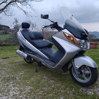 Burgman 400 argento