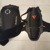 Protezione schiena Dainese e zaino moto