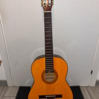 Chitarra classica Gonzales C325