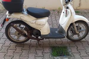 Motorino scarabeo 50