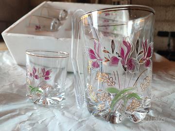Set di bicchieri ciotole e fruttiera vintage