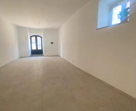 Battiati centro storico, Bottega C1 65mq