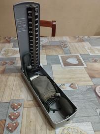misuratore di pressione sanguigna