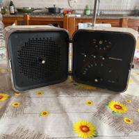 RADIO CUBO VINTAGE BRIONVEGA TS502