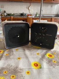 RADIO CUBO VINTAGE BRIONVEGA TS502