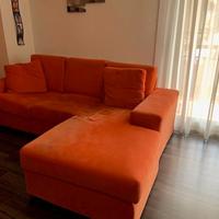 Divano tre posti con penisola