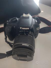 macchina fotografica canon
