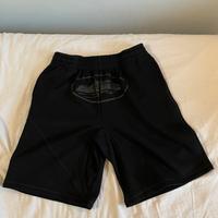 pantaloni corteiz