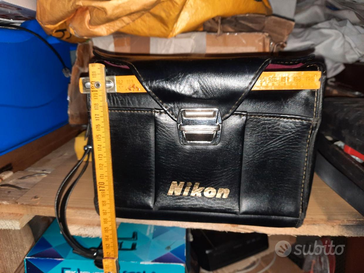 Nikon F100 mit AF Nikkor 28-70mm (2) (Gebraucht) in Muhen für CHF 123