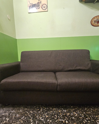 Divano marca Doimo (trattabile)