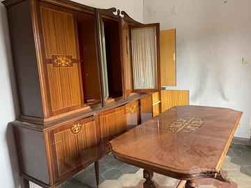 Mobile credenza e tavolo d’epoca