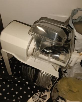 granitore con vasca da 2 lt
