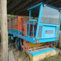 Carica erba semovente