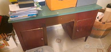 scrivania vintage