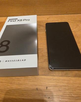 smartphone Oppo find X8 pro bianco 