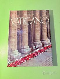 Libro fotografico "Vaticano" – Fred Mayer