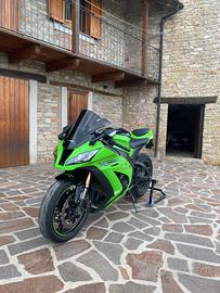 Kawasaki ninja  zx-10 r
