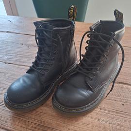 Stivaletti  Dr. Martens n.30