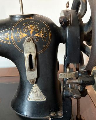 Macchina da cucire anni Durkopp con  mobiletto