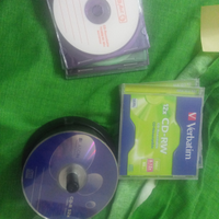 CD RW riscrivibili + CD R non riscrivibili