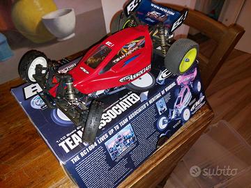 associated b4 factory team