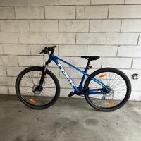 Bicicletta Trek Marlin 6