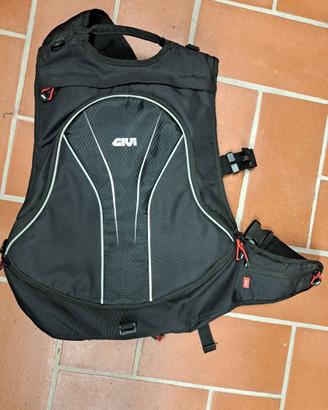 Zaino moto Givi EA104B espandibile – Ottime condiz